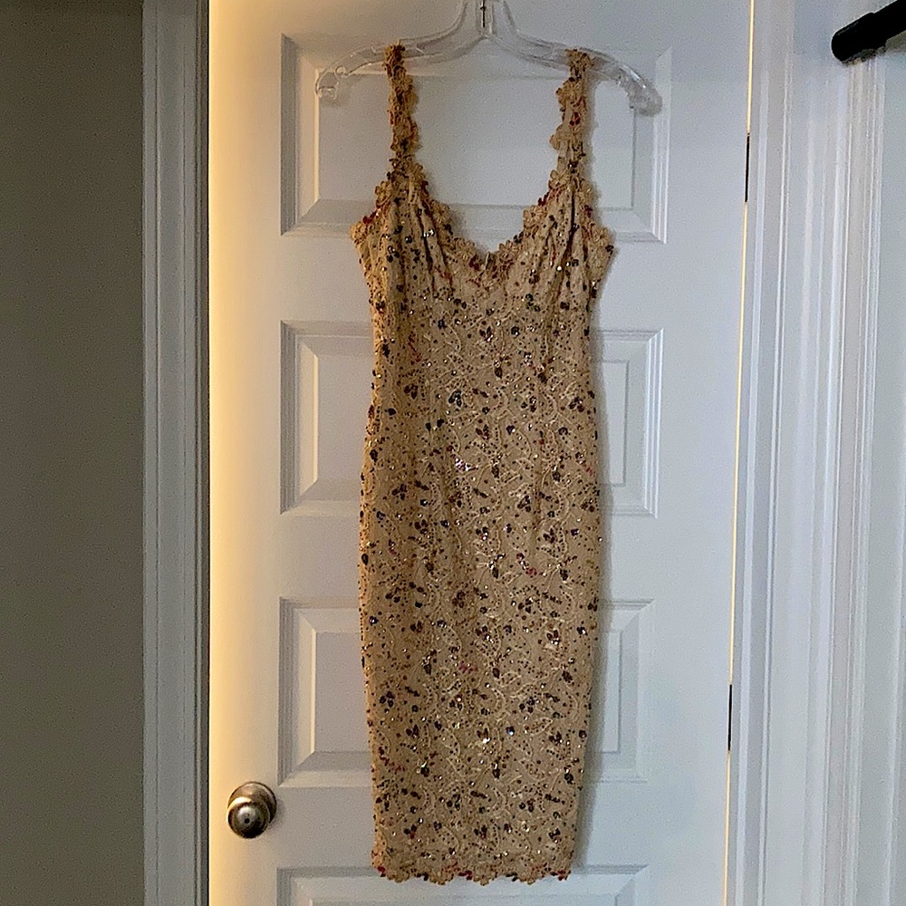 Absolutely gorgeous gold dress Mandalay